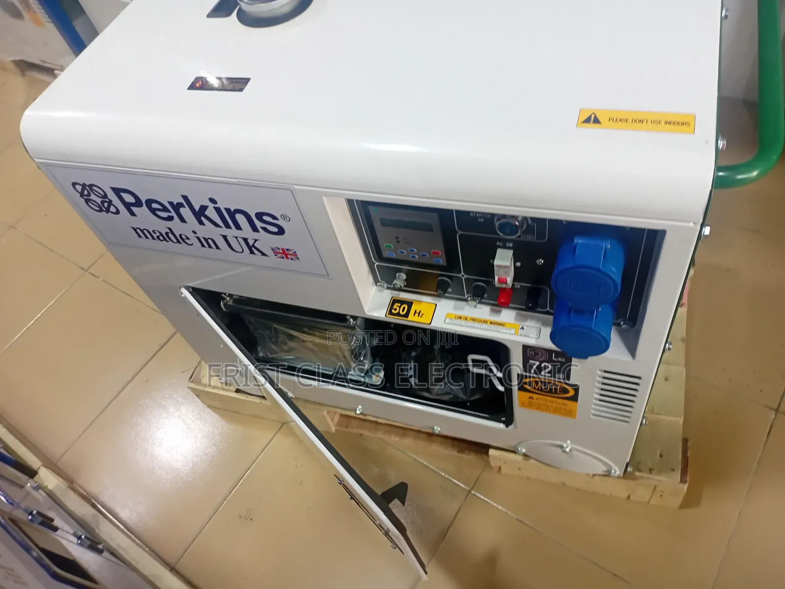 White in Colour Generator 13000wax Best Generator Silent