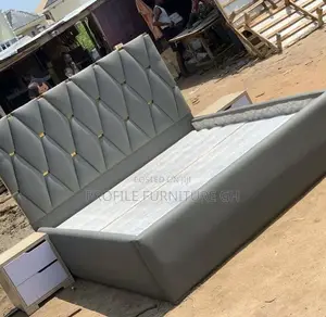 Yeet Design Queen Bedframe With Drawers