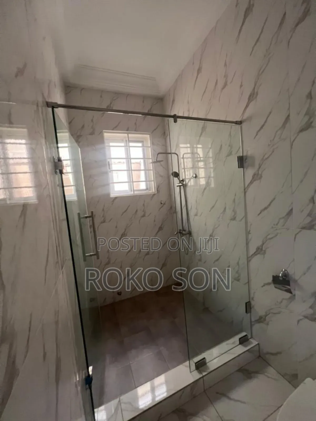 3bdrm House in Dr Roko, Adenta for sale