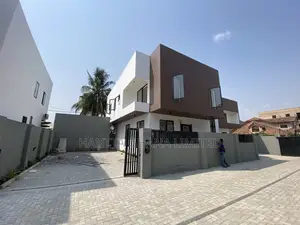 3bdrm House in West Legon, Presby Church Area for sale