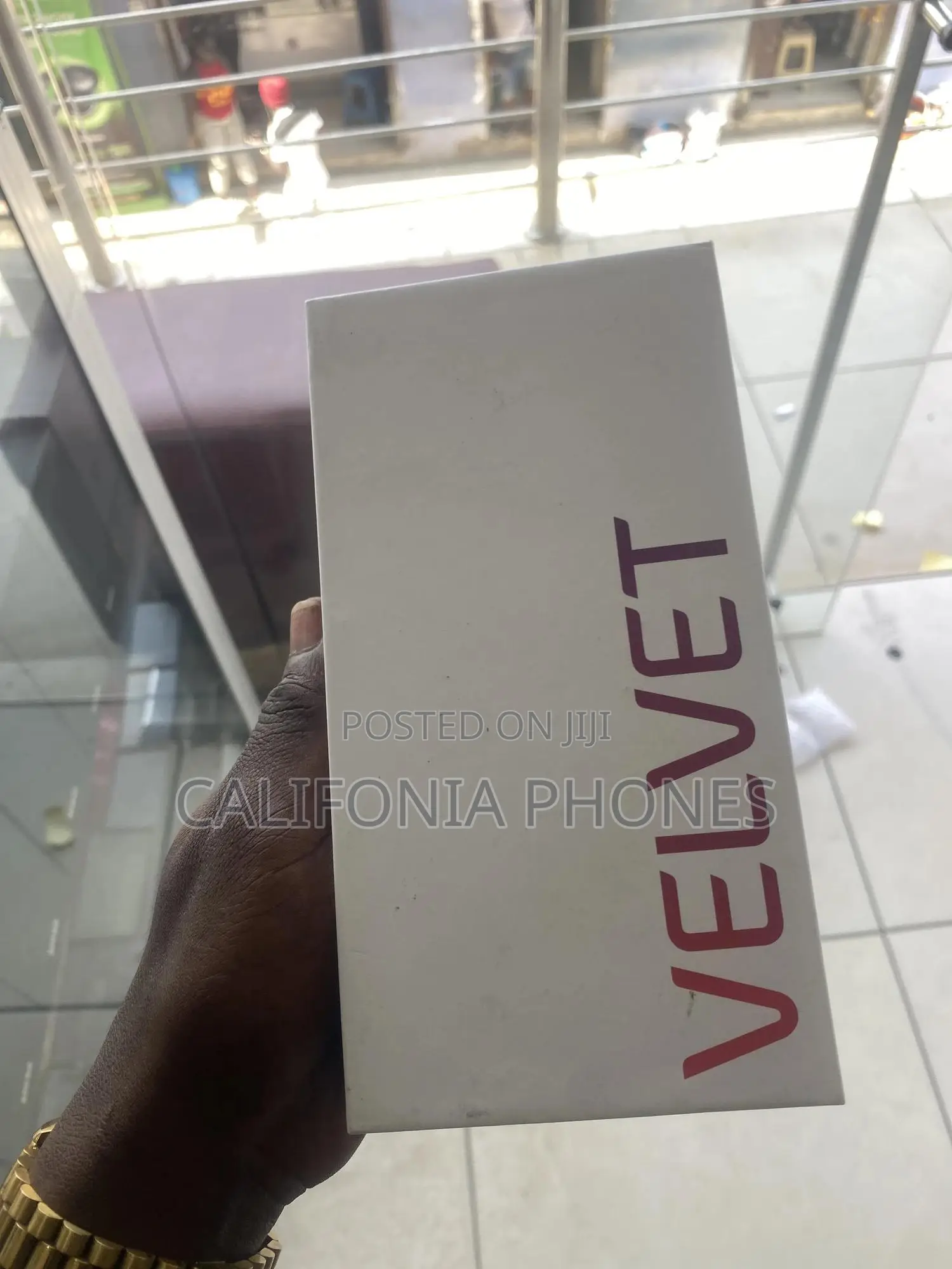 New LG Velvet 128 GB White