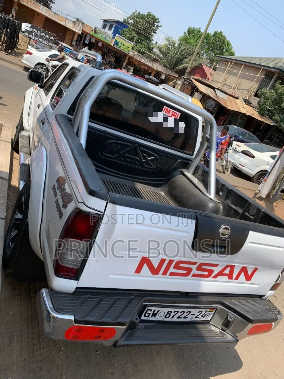 Nissan Hardbody 2016 White