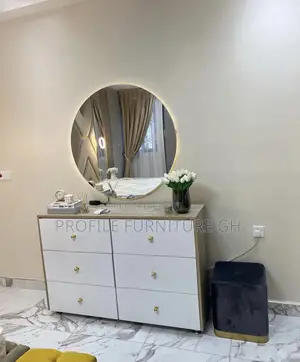Pristine Console With Six Drawers