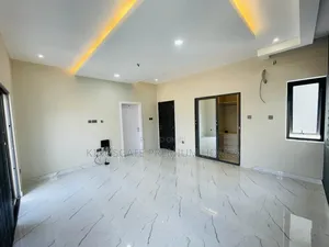 3bdrm House in Gated Community, Spintex for sale