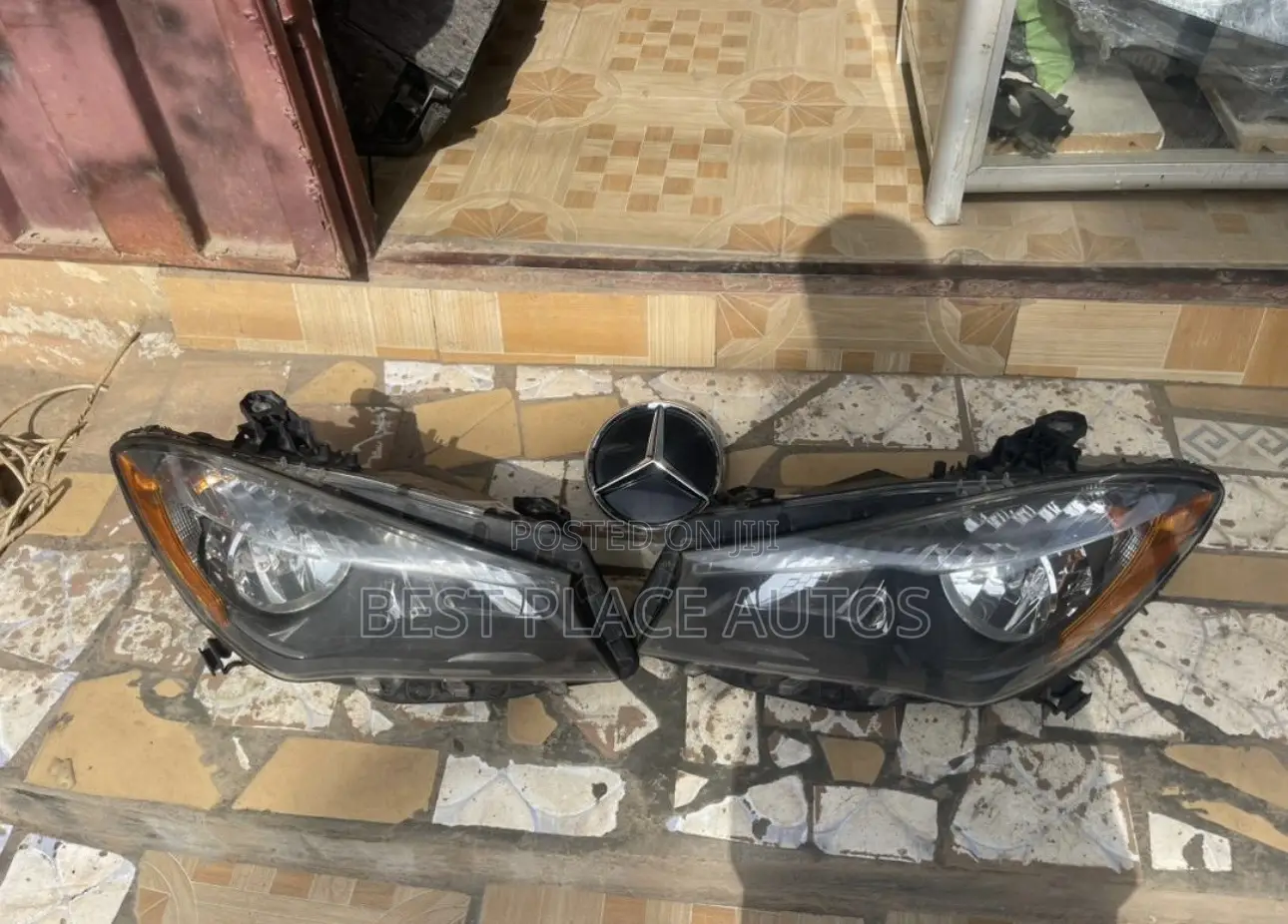 Mercedes Benz CLA