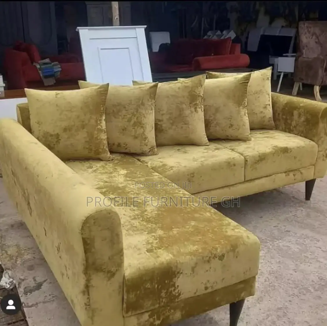 Parish 4 Pillows With L- Shape Sofa