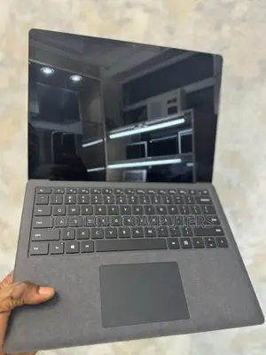 Laptop Microsoft Surface Laptop 2 16GB Intel Core i7 SSD 512GB