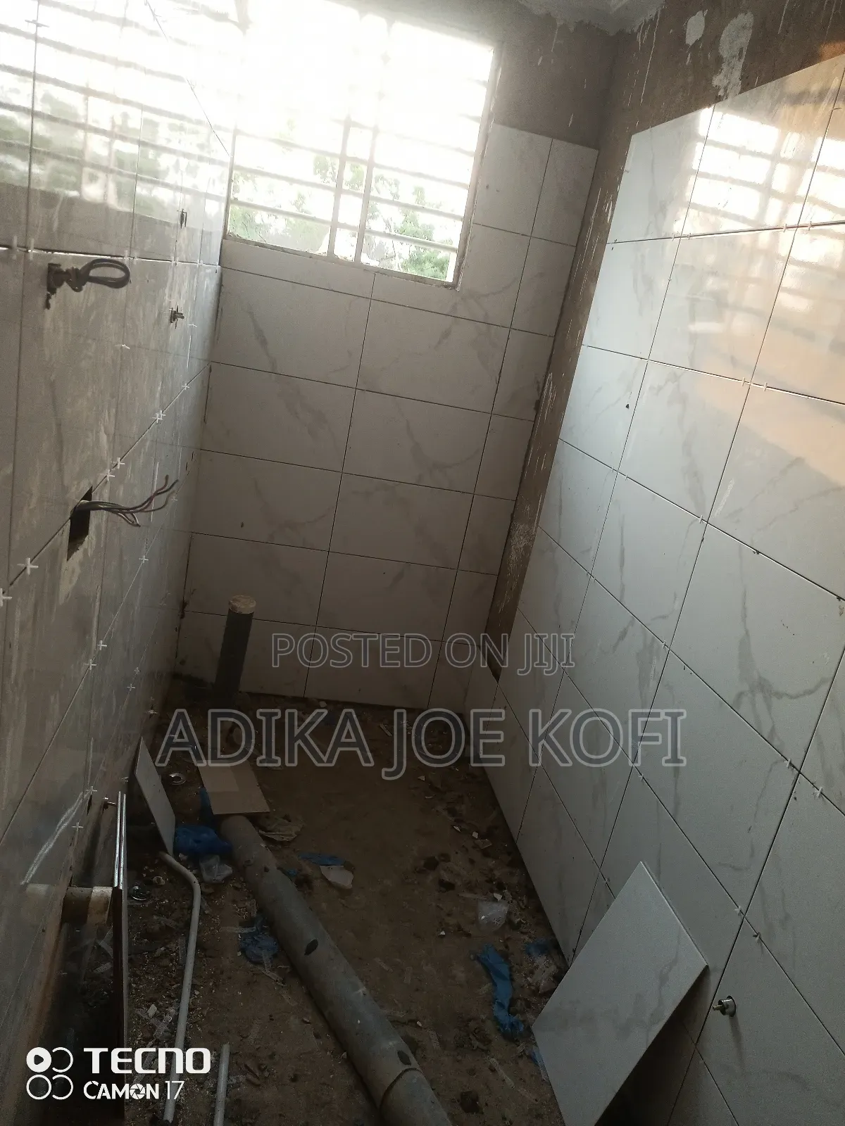 Tiles Workers Decorative Floor