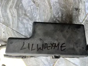 Toyota Hilux Engine Fuse Box