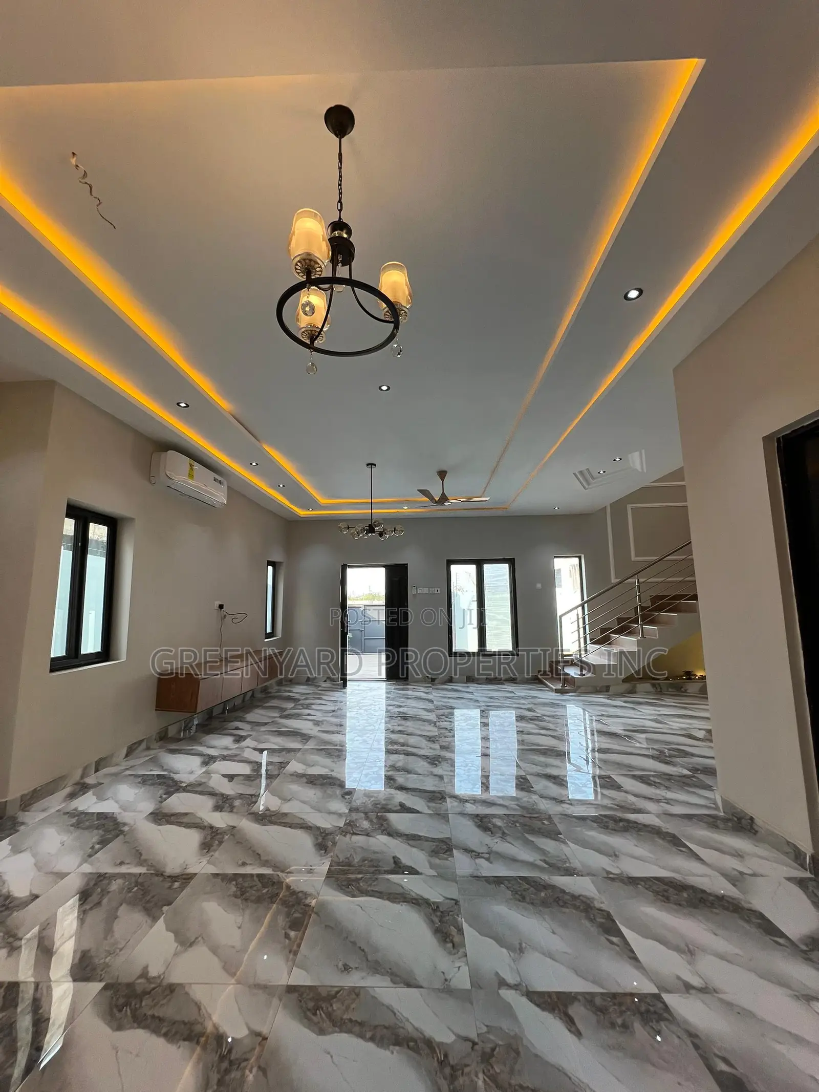 4bdrm Duplex in East Legon Hills for sale
