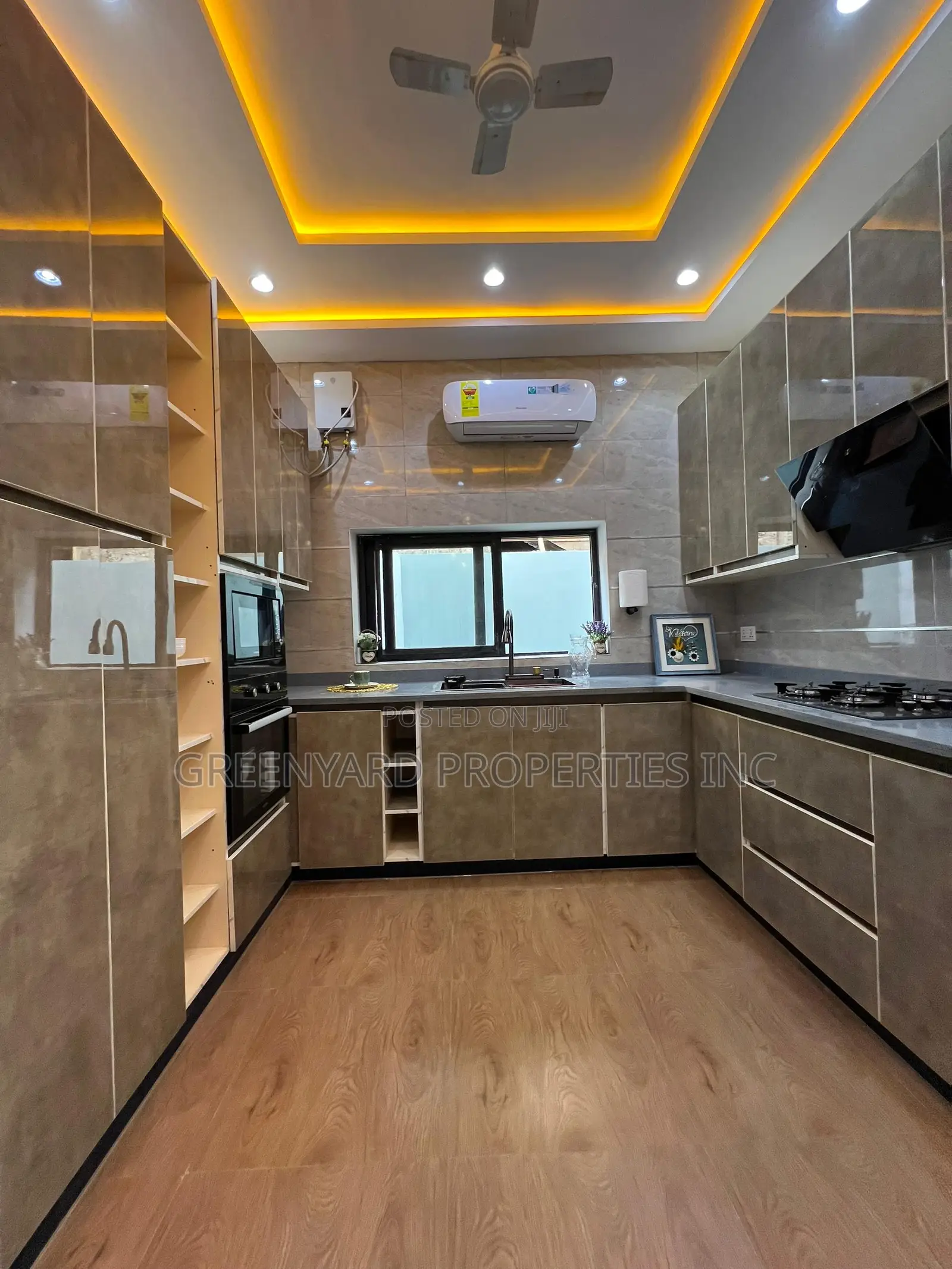 4bdrm Duplex in East Legon Hills for sale