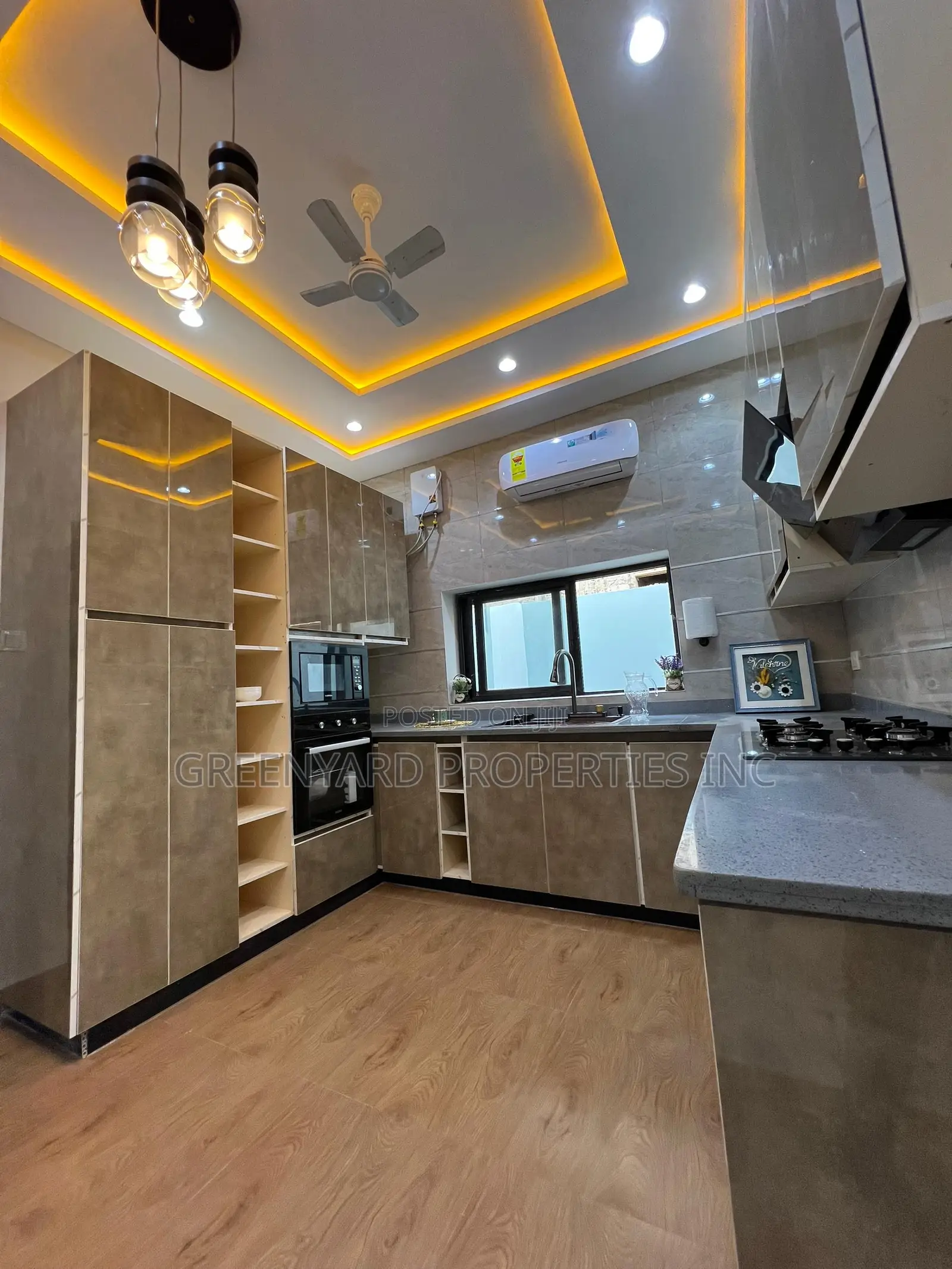 4bdrm Duplex in East Legon Hills for sale