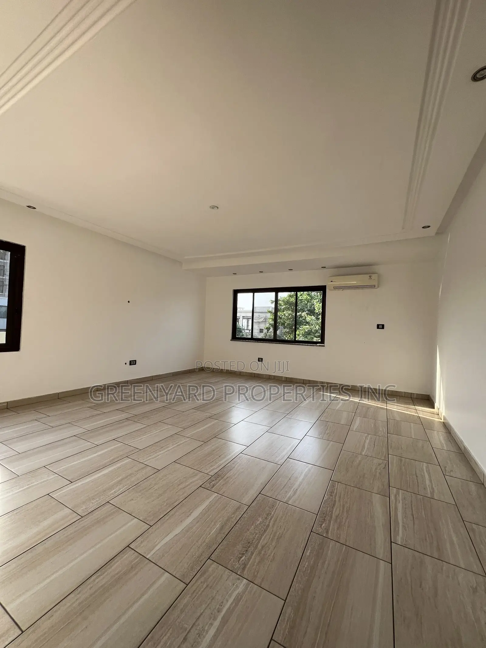 4bdrm Duplex in Lagos Avenue, East Legon for rent