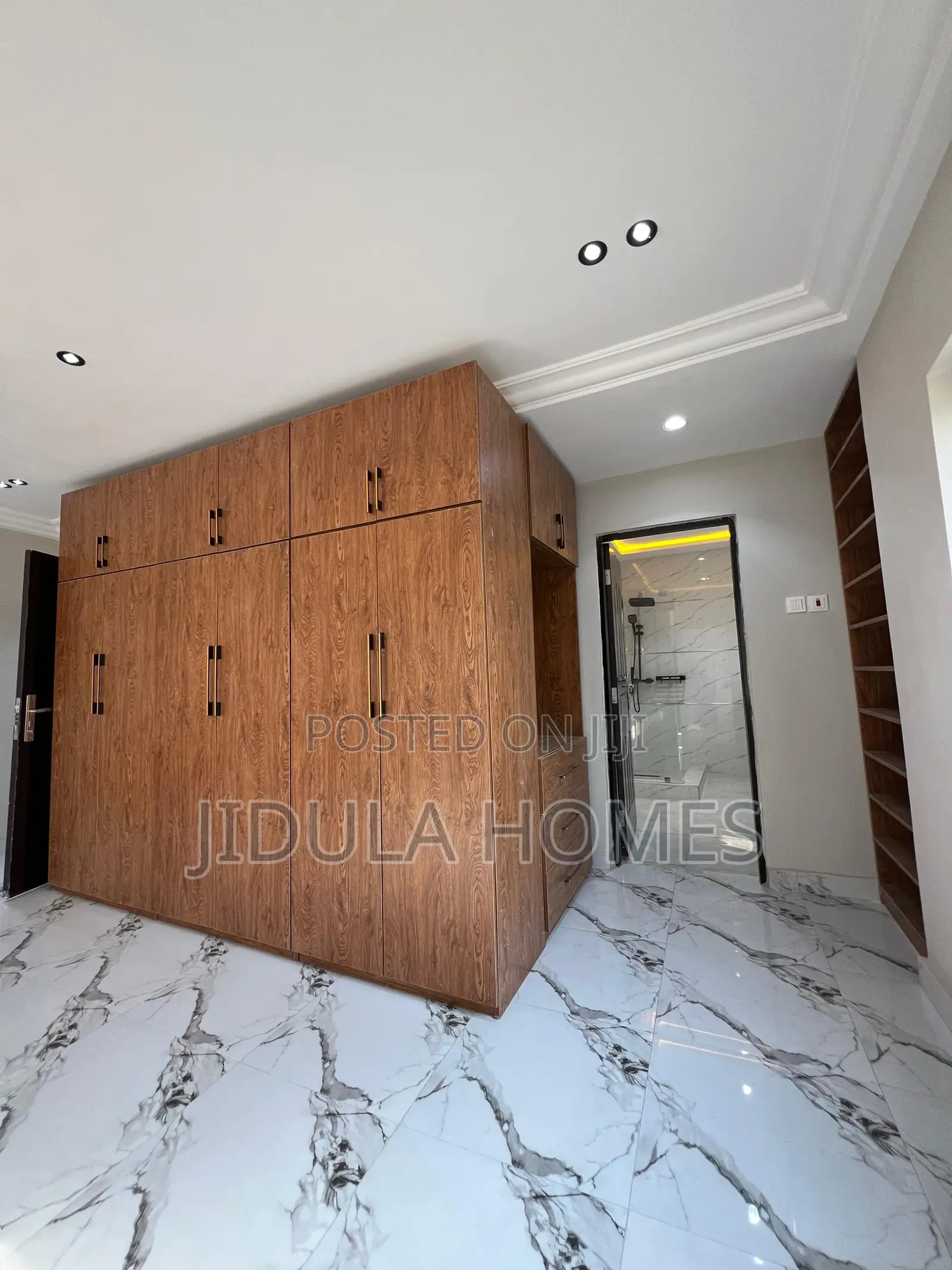 4bdrm Mansion in East Legon Hills, Ashaley Botwe for sale
