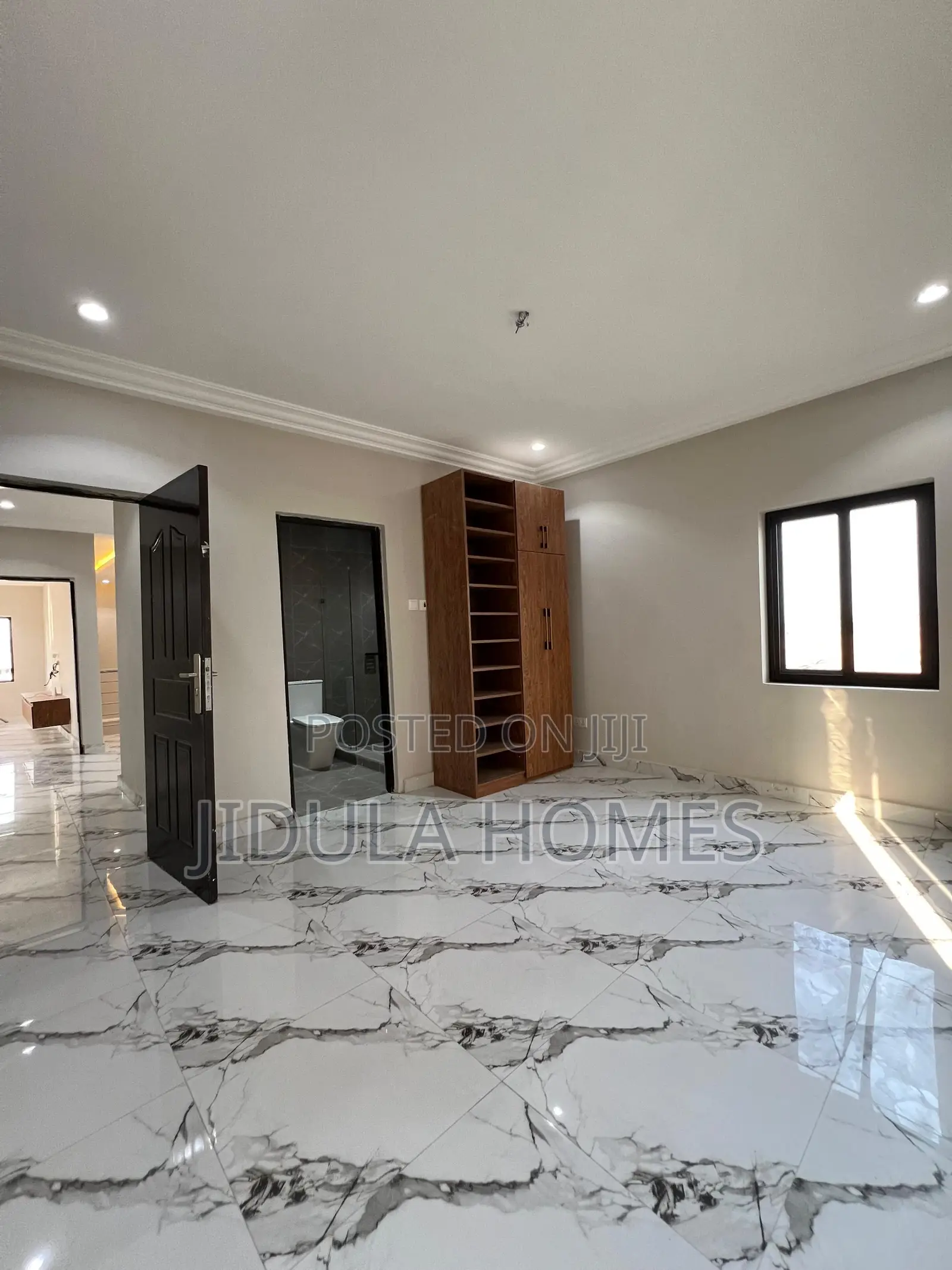 4bdrm Mansion in East Legon Hills, Ashaley Botwe for sale