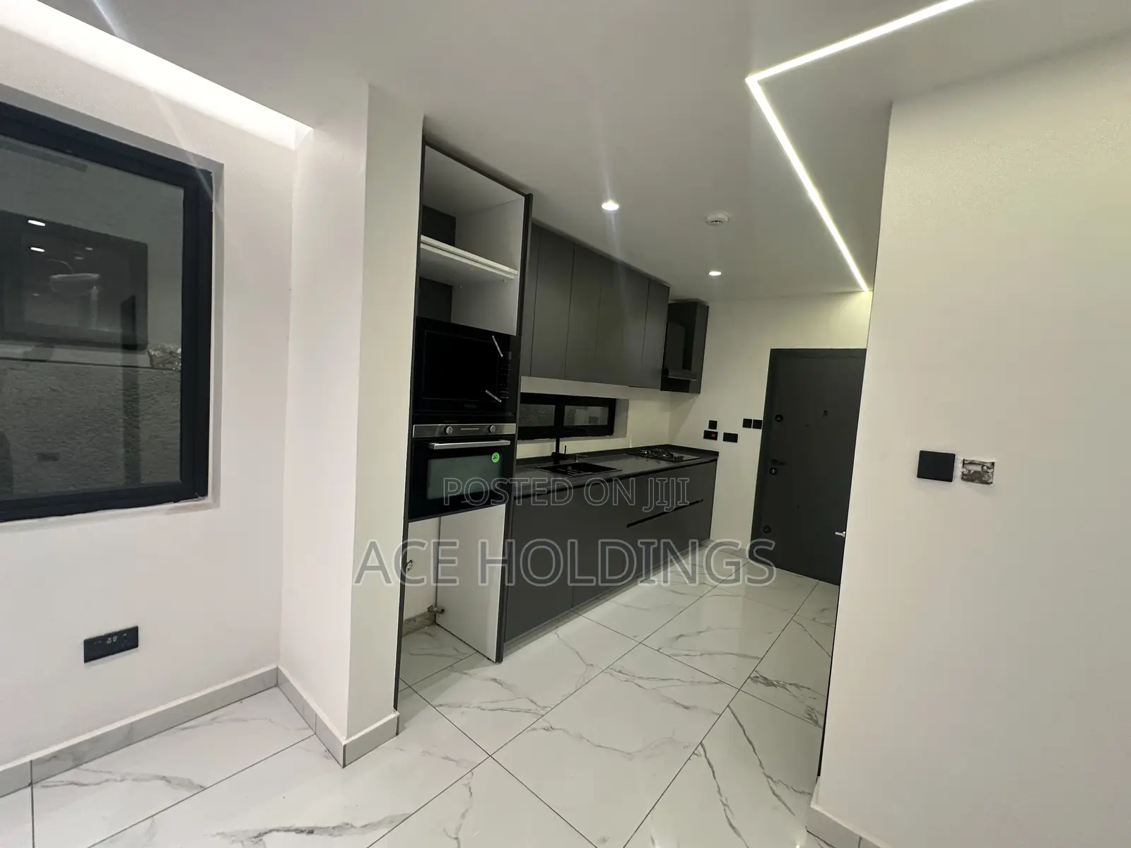 3bdrm House in Nmai Dzorn for sale