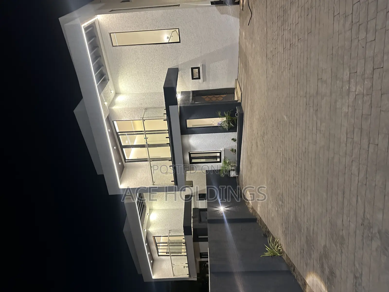 3bdrm House in Nmai Dzorn for sale