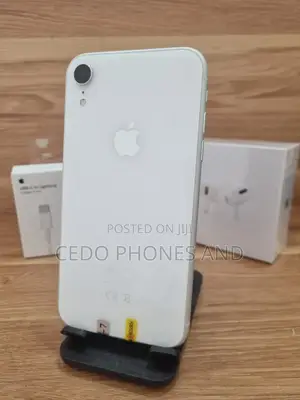 Apple iPhone XR 128 GB White