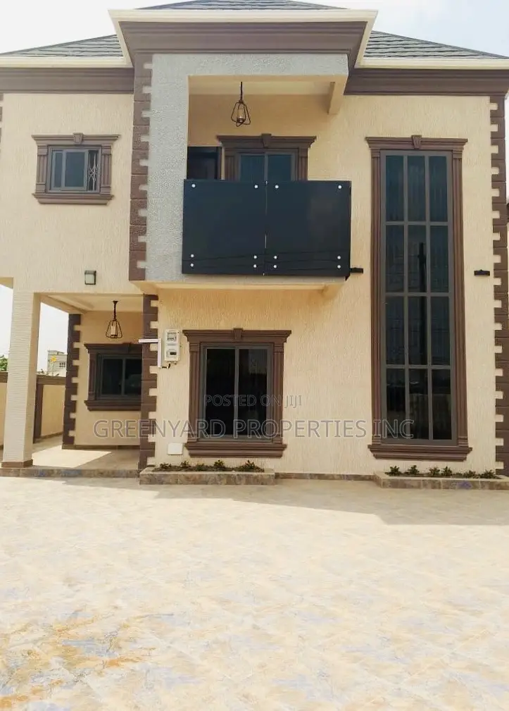 4bdrm Duplex in Achimota Mall for sale