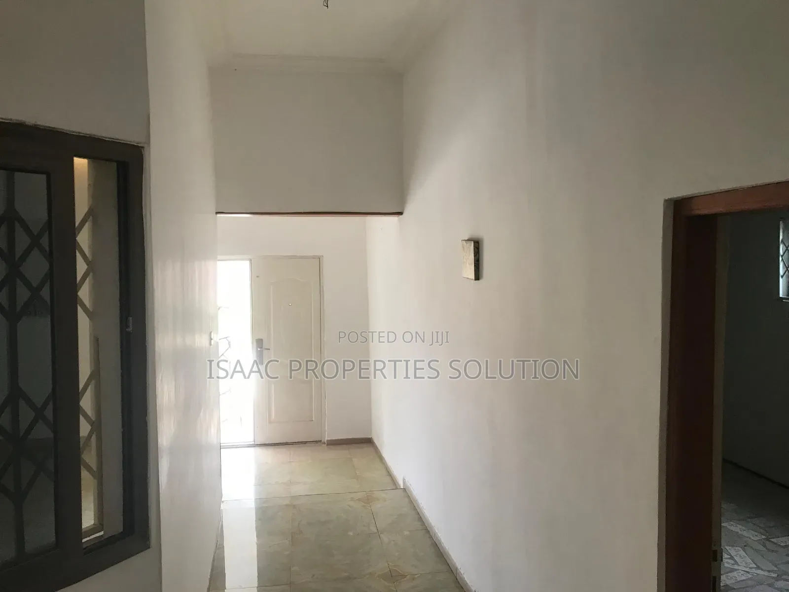 3bdrm Mansion in Isaac Properties, Shama Ahanta East Metropolitan