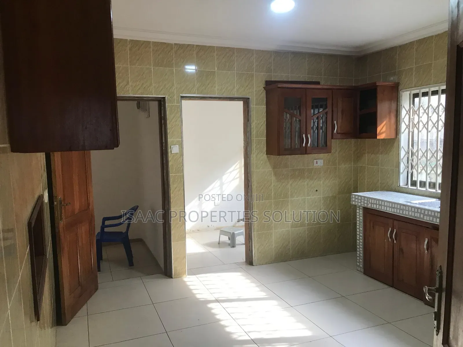 3bdrm Mansion in Isaac Properties, Shama Ahanta East Metropolitan
