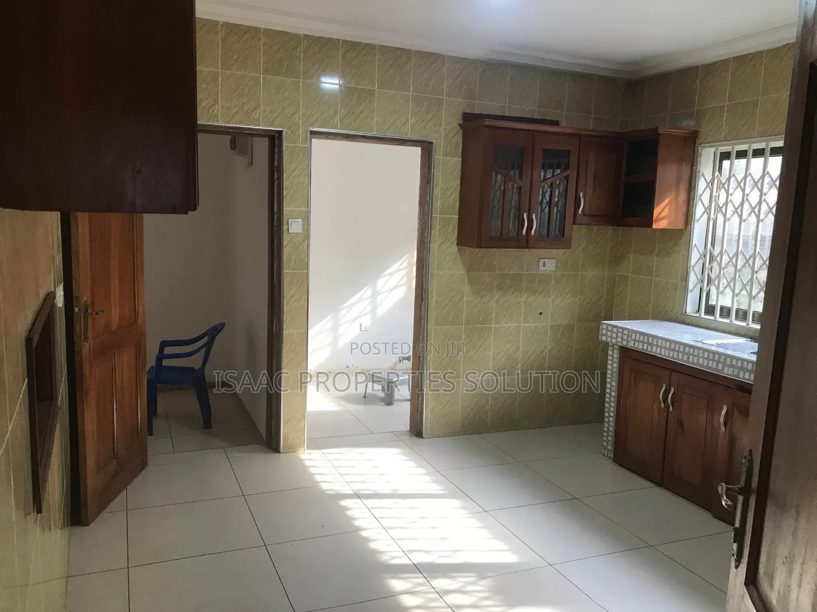 3bdrm Mansion in Isaac Properties, Shama Ahanta East Metropolitan