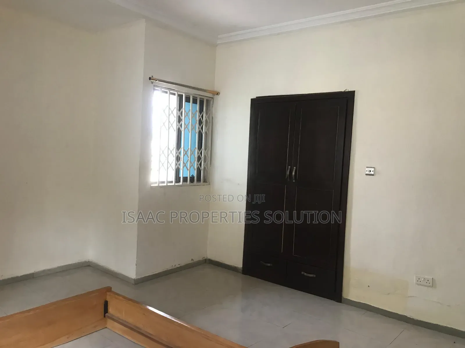 3bdrm Mansion in Isaac Properties, Shama Ahanta East Metropolitan