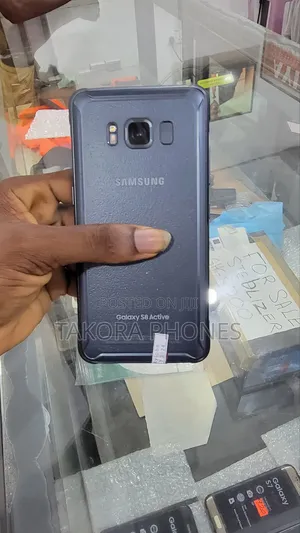 Samsung Galaxy S8 Active 64 GB Black