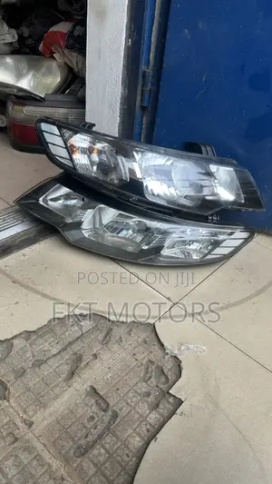 Kia Forte 2010,2011,2012,2013 Headlight