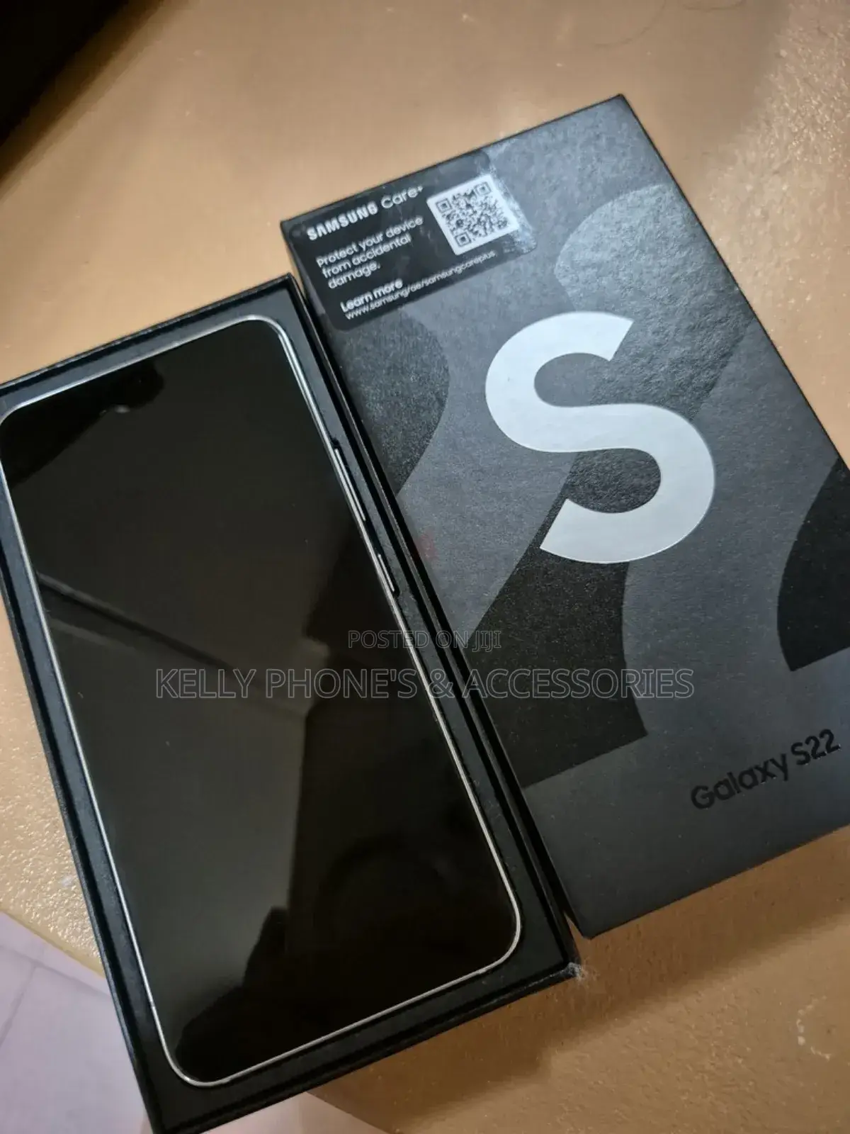 New Samsung Galaxy S22 5G 256 GB Black