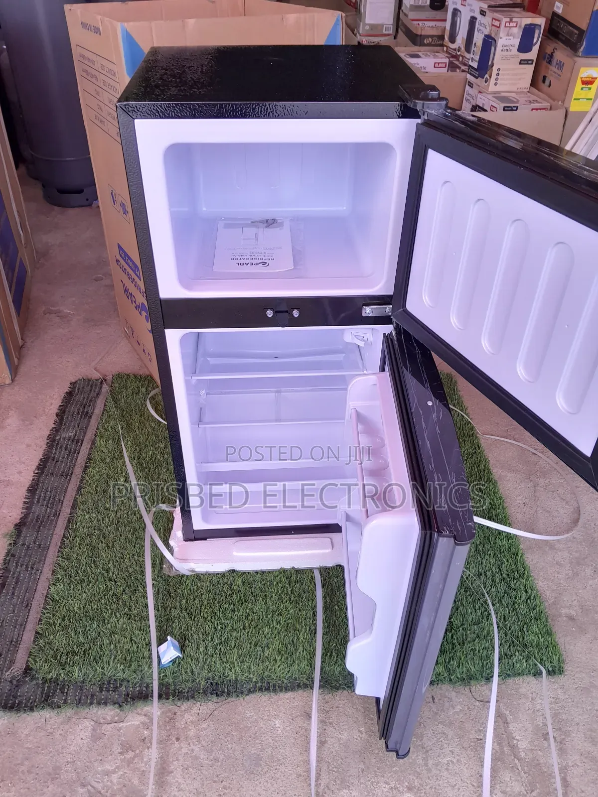 ]]Pearl Table to Double Door Fridge 80 Lit