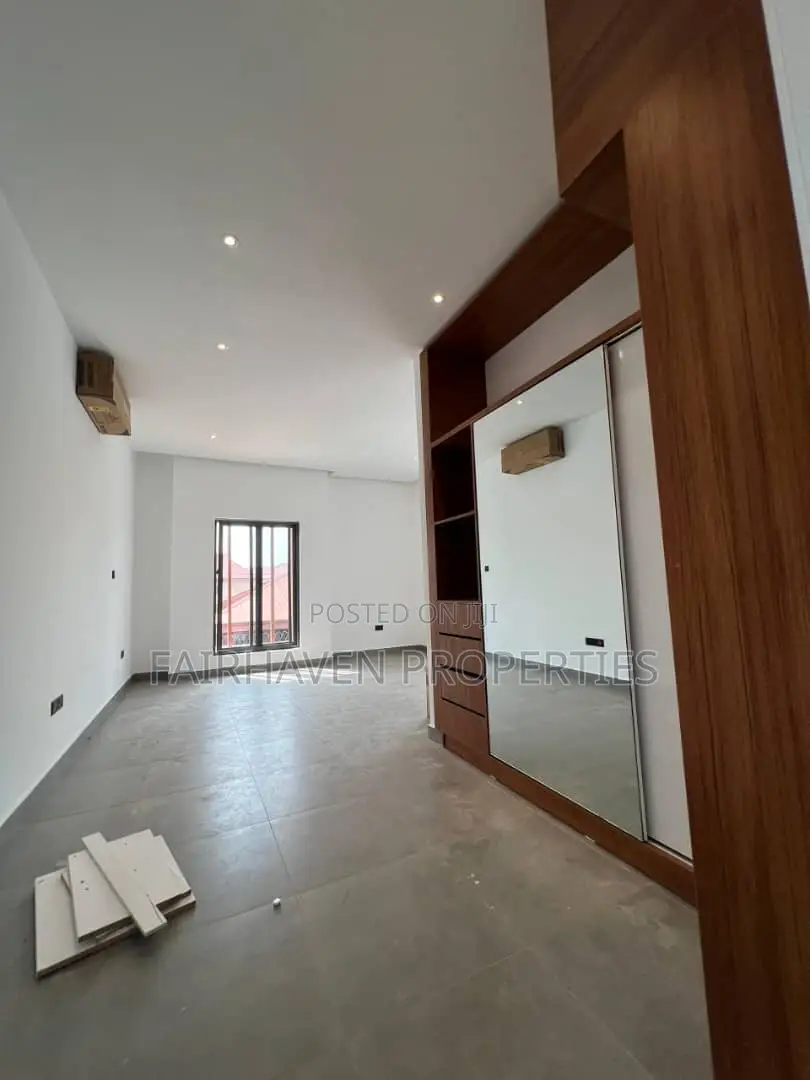 3bdrm House in Oyarifa for sale