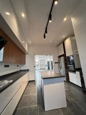 3bdrm House in Oyarifa for sale