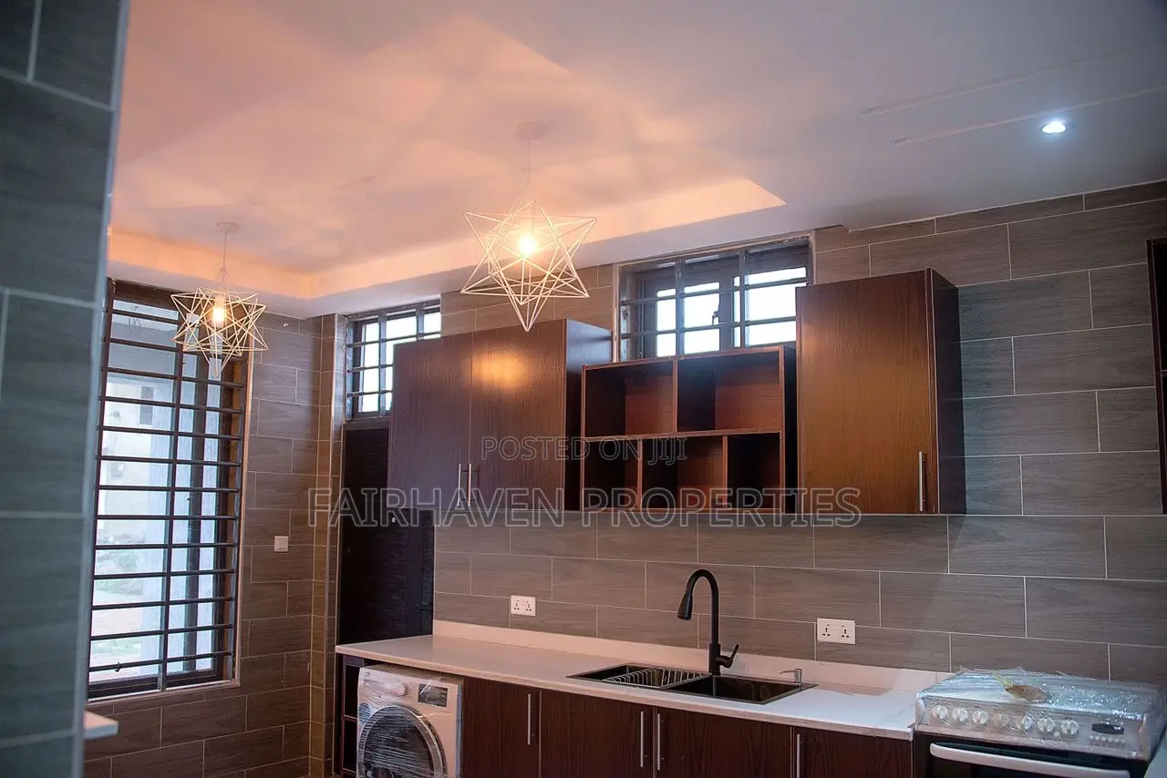 3bdrm House in Oyarifa for sale