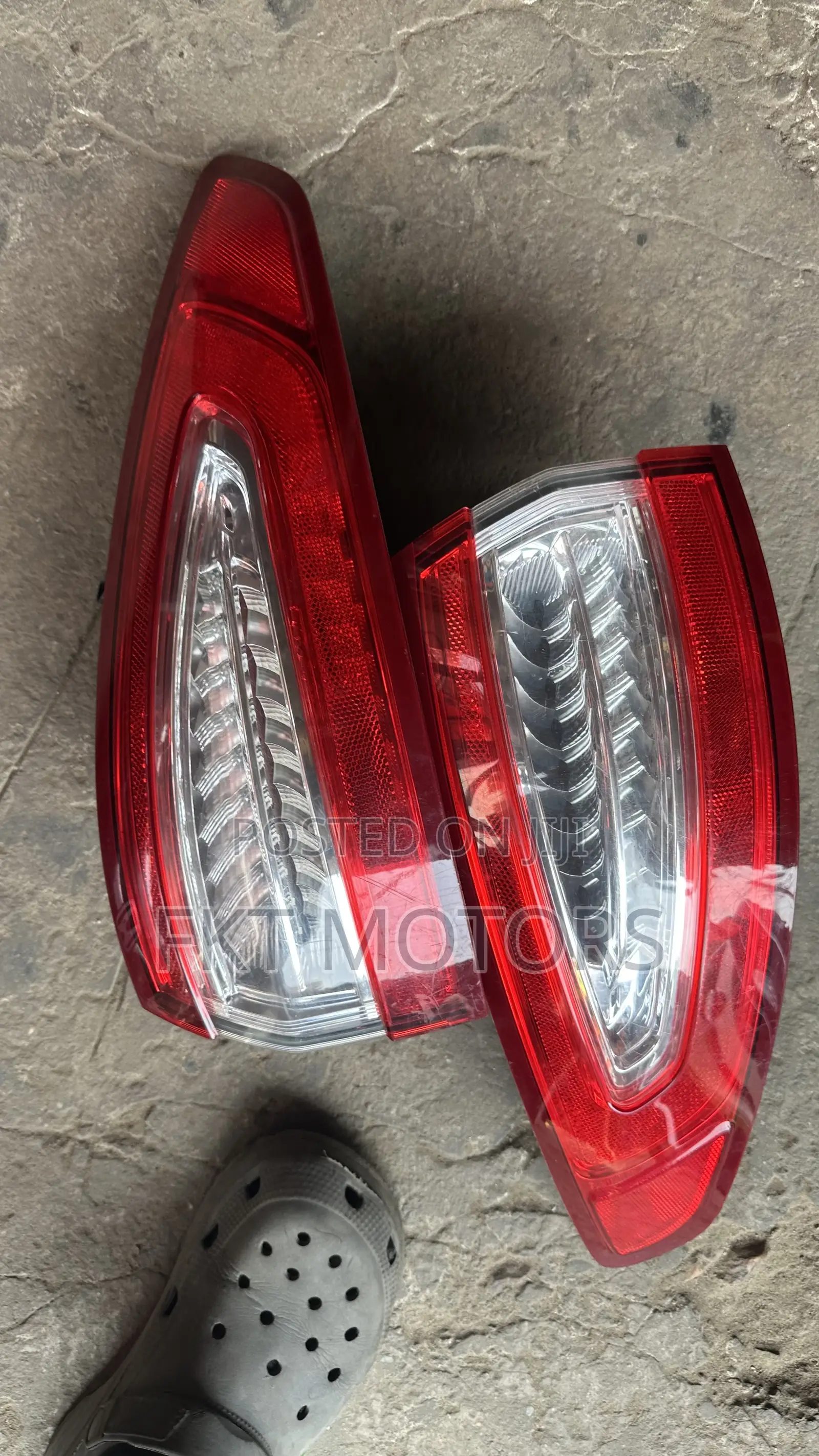Ford Fusion Headlights/Taillights ,2014,2015,2016,2017,2018