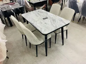 Mable Dining Table