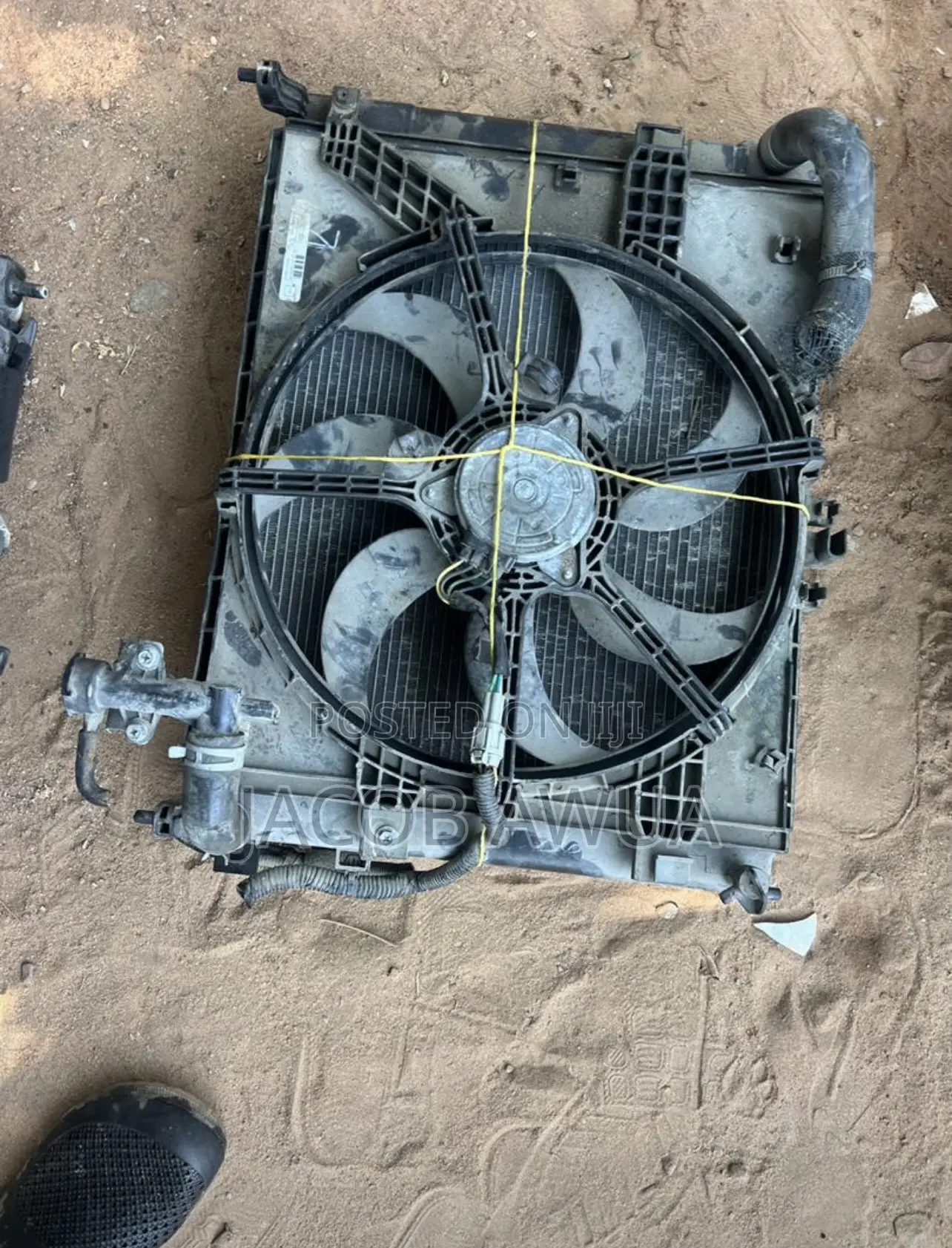 Nissan Versa 2013 Radiator