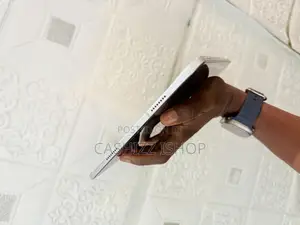 Apple iPad Pro 11 (2022) 128 GB Silver