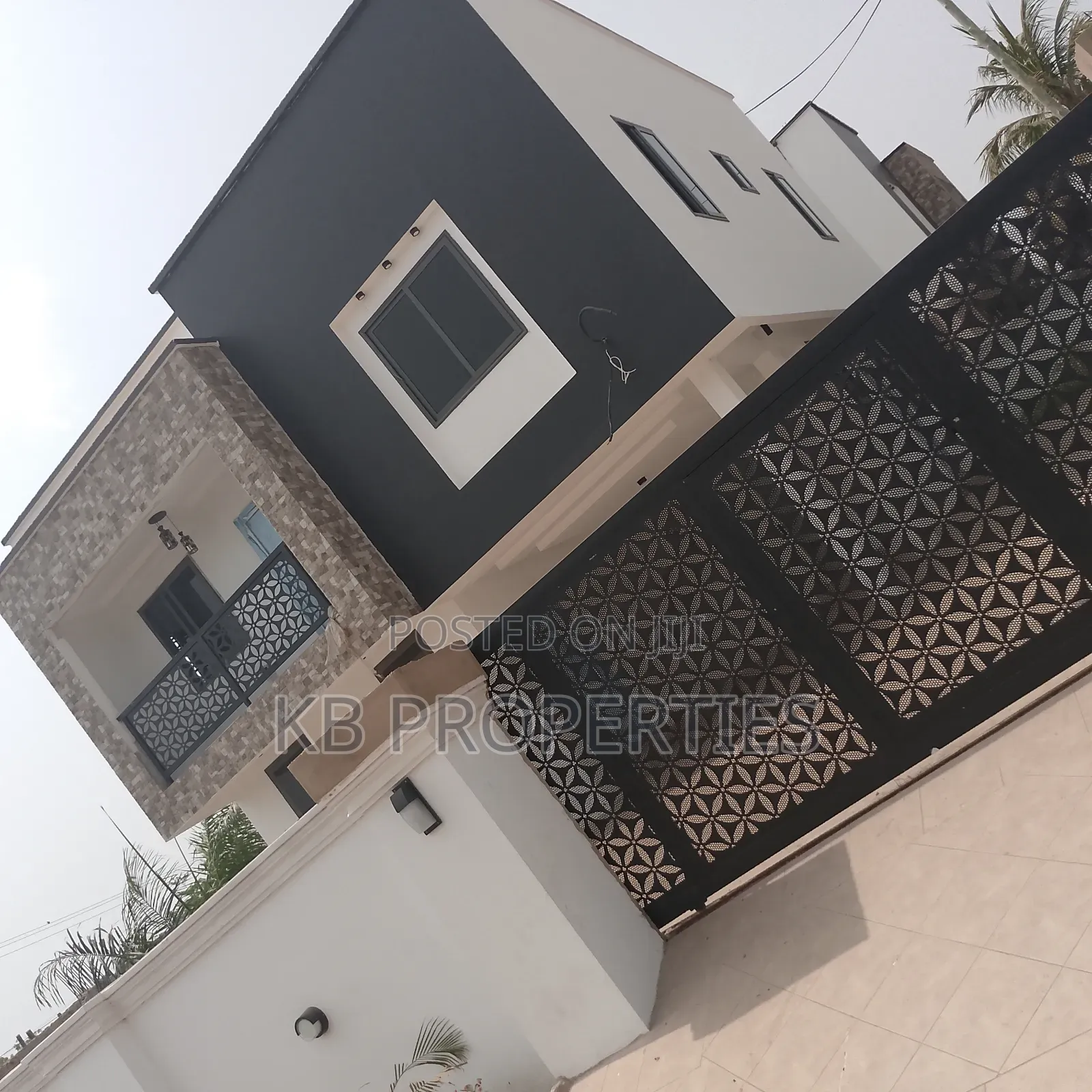 3bdrm House in Kb Properties, Spintex for sale