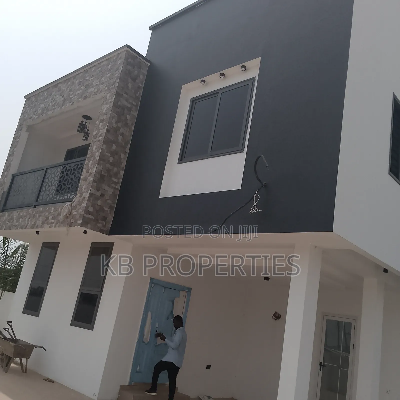 3bdrm House in Kb Properties, Spintex for sale