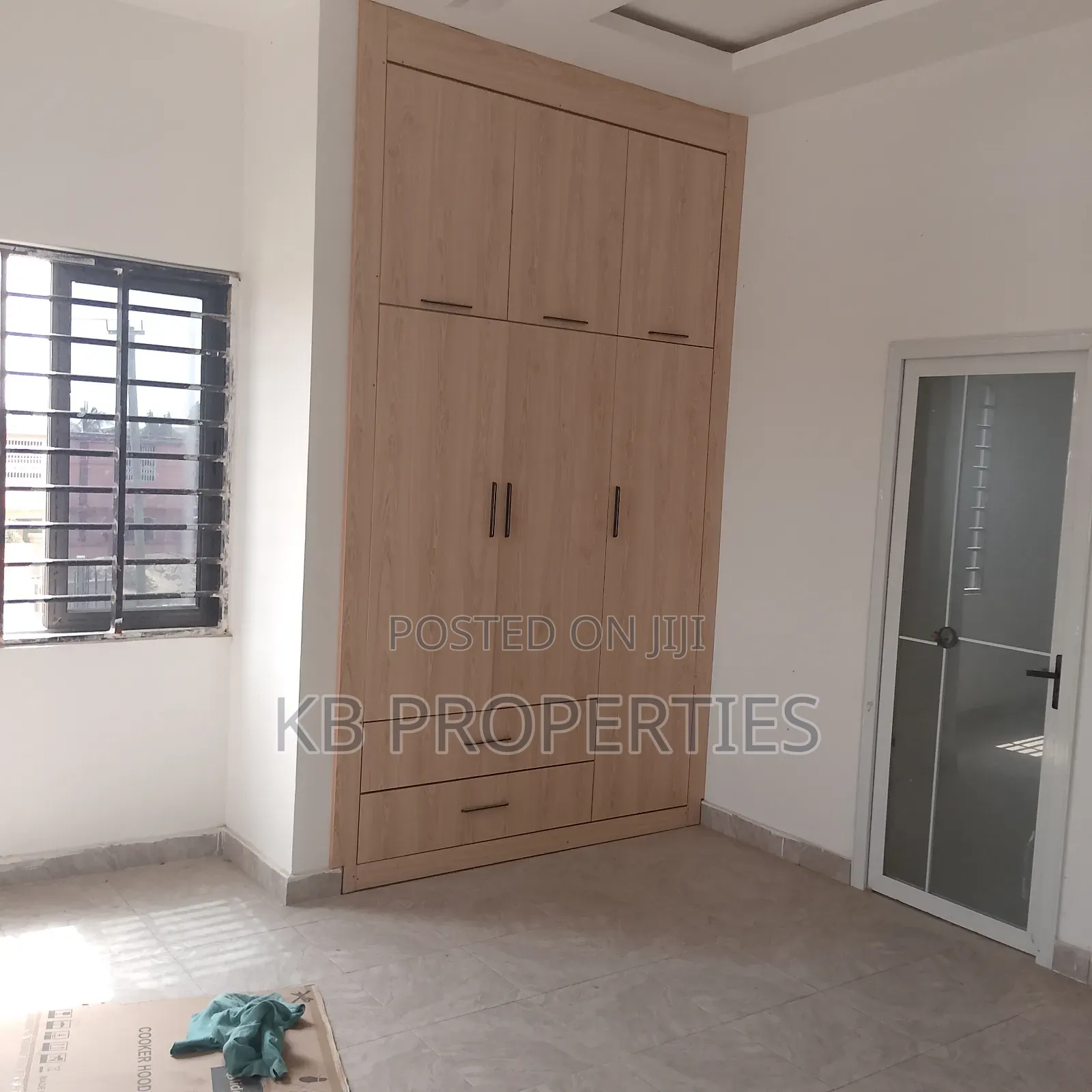 3bdrm House in Kb Properties, Spintex for sale