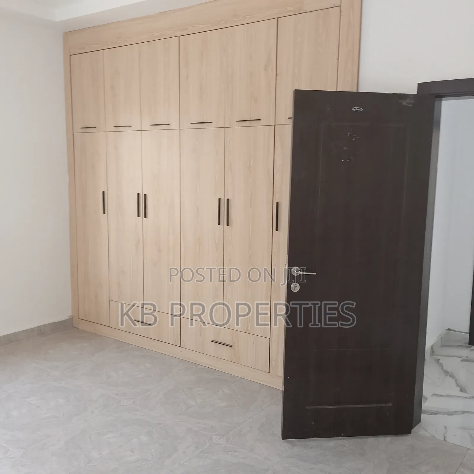 3bdrm House in Kb Properties, Spintex for sale