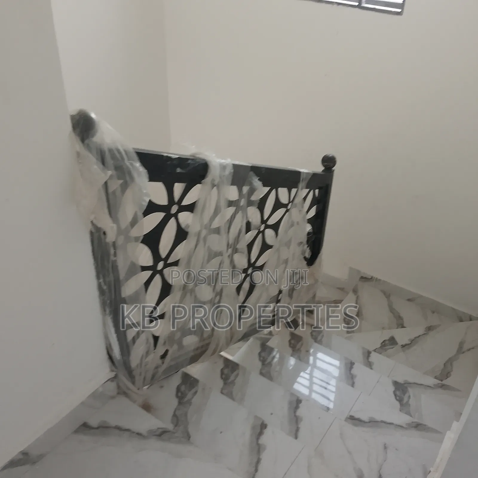 3bdrm House in Kb Properties, Spintex for sale