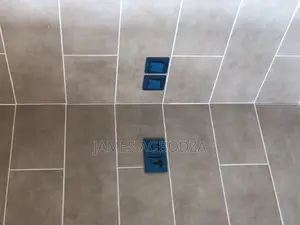 Am a Good Tiler