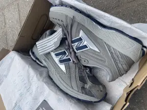 New Balance 530r
