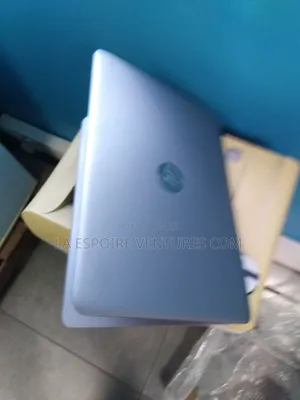Laptop HP 15 4GB Intel Core I5 HDD+SSD 256GB