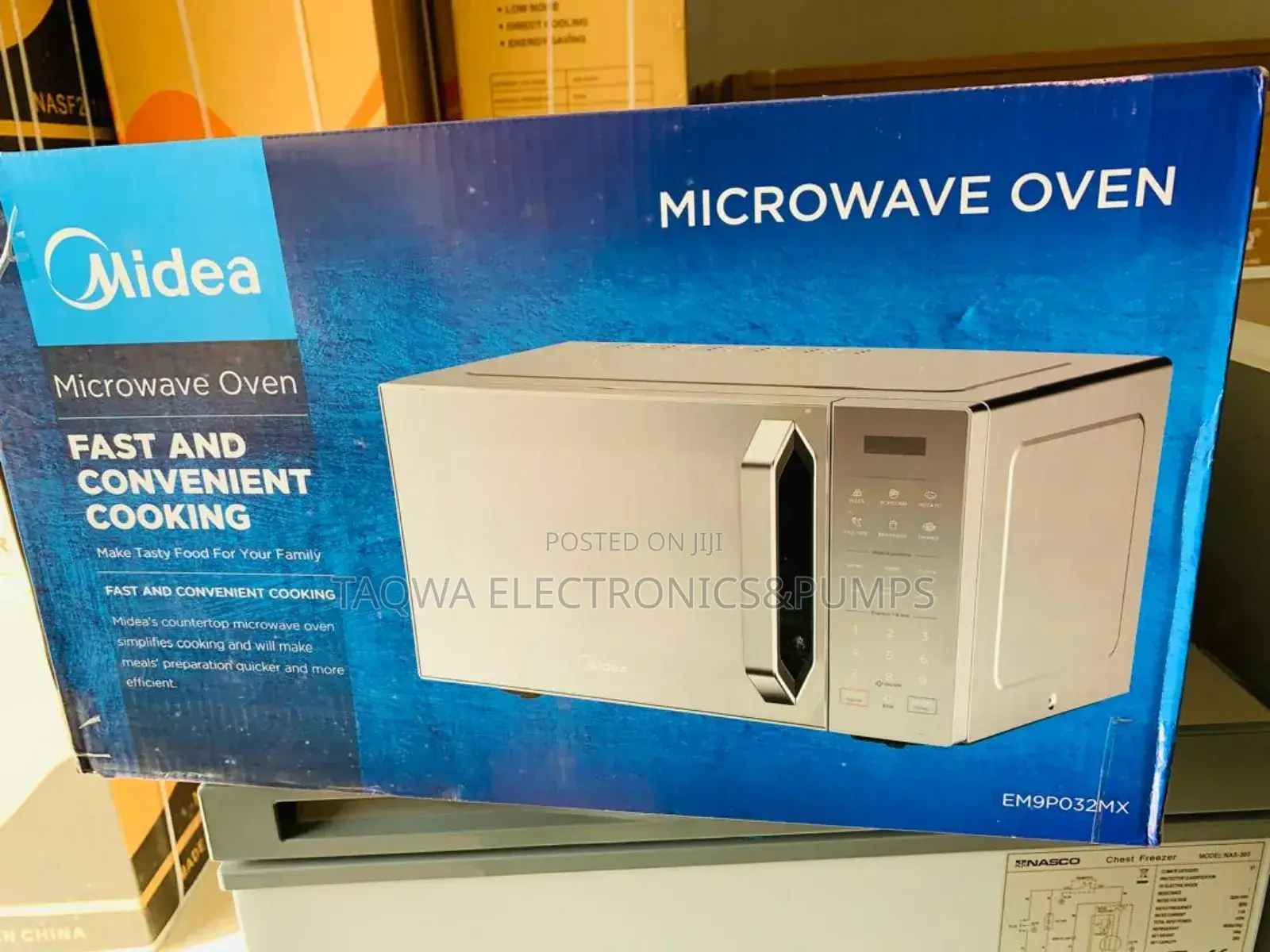 Large 28l Microwave Midea