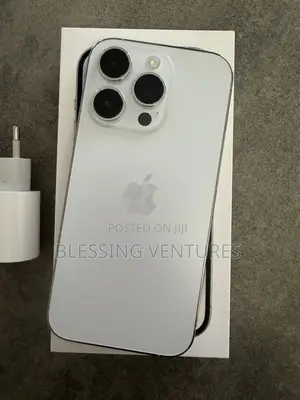 Photo - Apple iPhone 14 Pro Max 256 GB White