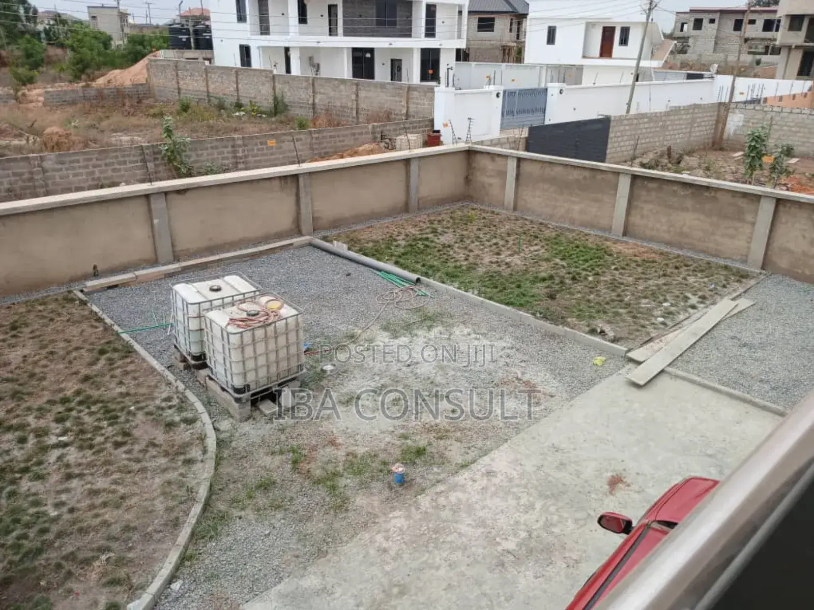 4bdrm House in Amrahia Adenta for sale