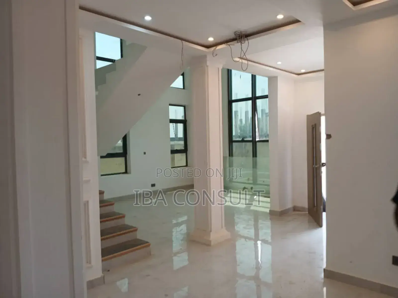 4bdrm House in Amrahia Adenta for sale